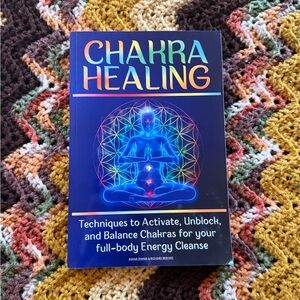 Chakra Healing: Blue Energy Balance Book